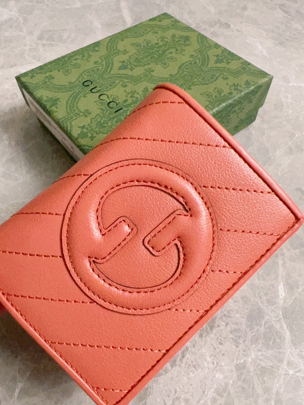 グッチ財布 レプリカ背面デザイン
